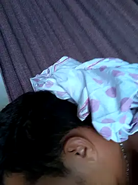 Snapshot of luissilva0071 chatting on January 23, 5:21 pm luissilva0071 online show from January 23, 5:21 pm