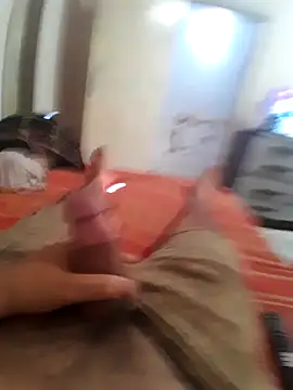 Snapshot of luissilva0071 chatting on September 26, 12:42 pm luissilva0071 online show from September 26, 12:42 pm