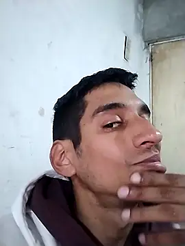 Snapshot of Pablunt-rap chatting on August 4, 3:47 pm Pablunt-rap online show from August 4, 3:47 pm