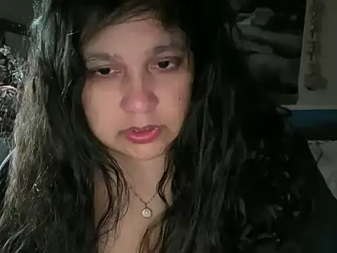 MelanieFawker online show from November 29, 10:46 pm