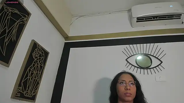Snapshot of EmilyGomezLS chatting on June 3, 11:35 am EmilyGomezLS online show from June 3, 11:35 am