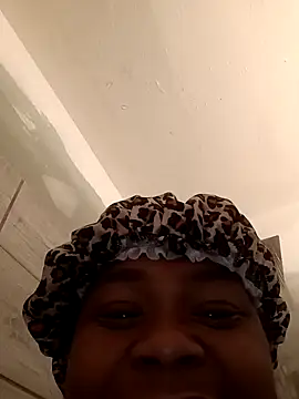 Snapshot of pinkpassionpleaser chatting on December 20, 11:32 am pinkpassionpleaser online show from December 20, 11:32 am