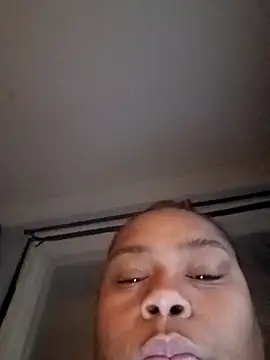 Snapshot of pinkpassionpleaser chatting on January 27, 11:54 pm pinkpassionpleaser online show from January 27, 11:54 pm