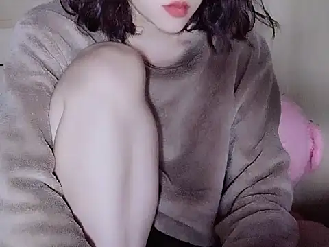 Snapshot of Pink_cream chatting on January 8, 10:37 pm Pink cream online show from January 8, 10:37 pm