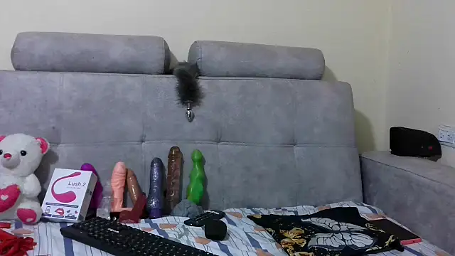 PenelopeHot 91 online show from March 19, 7:17 pm