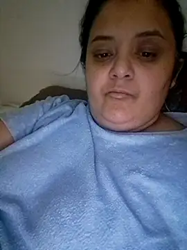 Snapshot of sarahhh1987 chatting on January 7, 8:00 pm sarahhh1987 online show from January 7, 8:00 pm