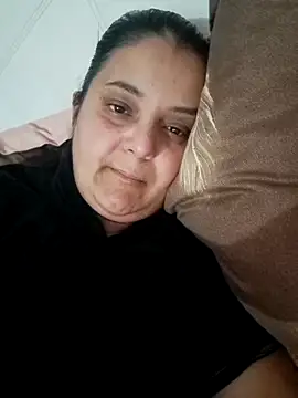 Snapshot of sarahhh1987 chatting on February 3, 5:29 pm sarahhh1987 online show from February 3, 5:29 pm