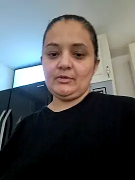 Snapshot of sarahhh1987 chatting on February 17, 7:38 am sarahhh1987 online show from February 17, 7:38 am