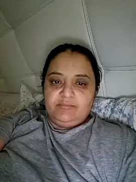 Snapshot of sarahhh1987 chatting on March 13, 7:20 pm sarahhh1987 online show from March 13, 7:20 pm