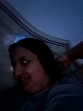 Snapshot of sarahhh1987 chatting on March 21, 6:11 pm sarahhh1987 online show from March 21, 6:11 pm