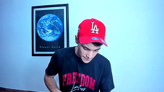 guy master online show from January 29, 6:22 am