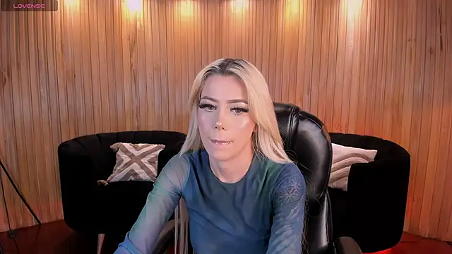 HannaConnor  online show from February 12, 8:48 pm