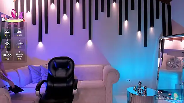 Snapshot of ViolettHansson chatting on September 11, 6:19 pm ViolettHansson online show from September 11, 6:19 pm