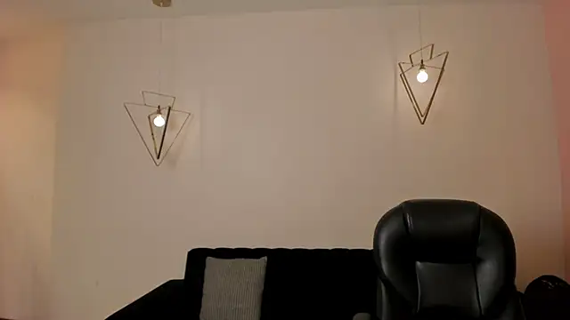 AliceHarper  online show from November 6, 5:47 pm