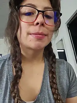 Snapshot of mmmVirginia chatting on May 29, 12:36 pm mmmVirginia online show from May 29, 12:36 pm