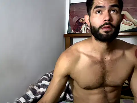 hideonbush051 online show from December 4, 3:21 pm