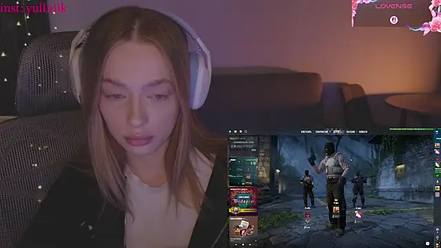  MayShy  online show from December 19, 3:19 pm