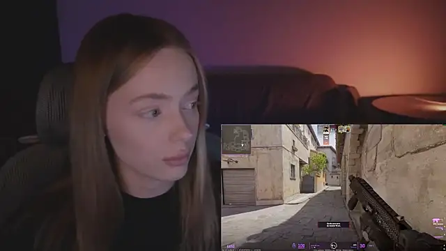 Snapshot of _MayShy_ chatting on February 24, 7:12 pm MayShy online show from February 24, 7:12 pm