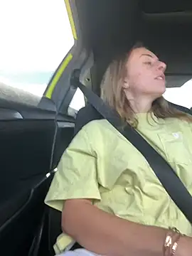 Snapshot of jungleangel chatting on February 24, 8:14 pm jungleangel online show from February 24, 8:14 pm