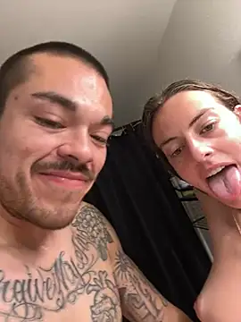 Snapshot of jungleangel chatting on March 13, 7:28 pm jungleangel online show from March 13, 7:28 pm