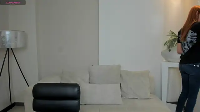Snapshot of AnaisNin chatting on July 14, 10:54 am AnaisNin online show from July 14, 10:54 am
