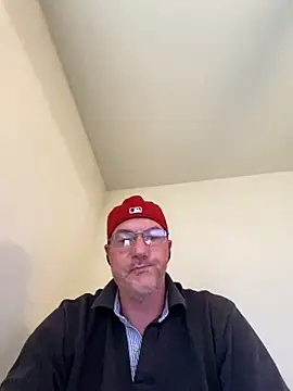 Snapshot of KrixKross chatting on December 13, 6:59 pm KrixKross online show from December 13, 6:59 pm