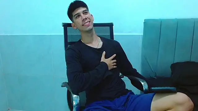 jhony-sex online show from December 18, 10:05 pm