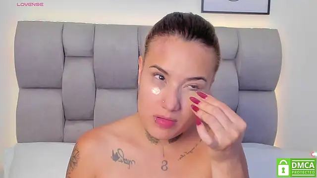 Snapshot of Susan-Sweet-7 chatting on May 15, 8:16 pm Susan-Sweet-7 online show from May 15, 8:16 pm