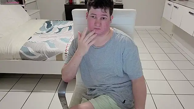 Lorenzo hernandez online show from December 16, 3:39 pm