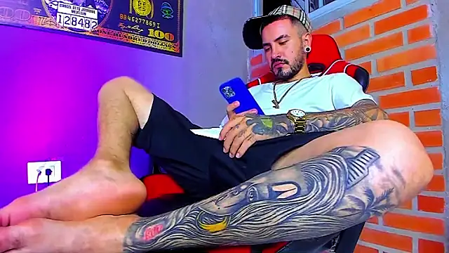 smoker445 online show from October 31, 7:20 am