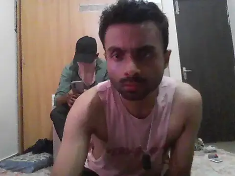 Snapshot of NR____22 chatting on June 6, 6:34 pm NR 22 online show from June 6, 6:34 pm