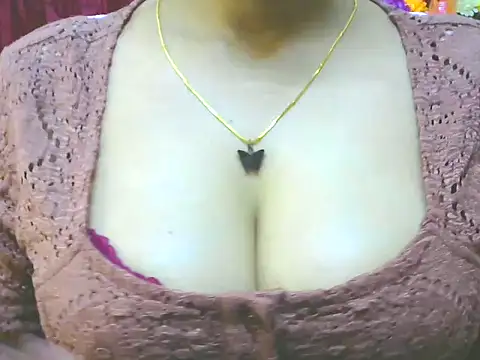 ishmita99 online show from February 1, 11:54 am