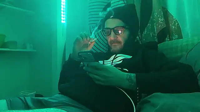 Snapshot of mebmeb24 chatting on January 18, 12:09 pm mebmeb24 online show from January 18, 12:09 pm