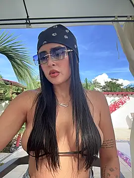 Snapshot of Alexandra_duque chatting on October 26, 8:26 pm Alexandra duque online show from October 26, 8:26 pm