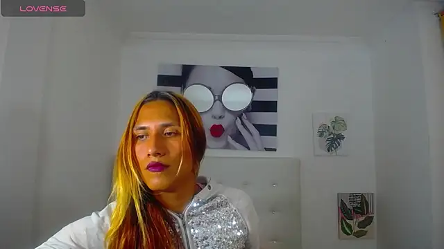 Brisahott online show from March 15, 2:17 am