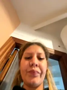 andreinitahg online show from October 11, 5:11 pm