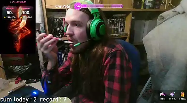 Snapshot of nicolasdumand21 chatting on December 6, 7:56 pm nicolasdumand21 online show from December 6, 7:56 pm