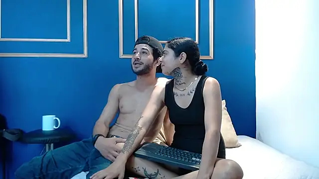 Moon and aaron online show from February 19, 6:59 pm