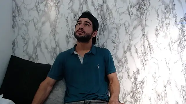 Moon and aaron online show from March 1, 3:41 am