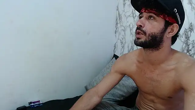 Moon and aaron online show from March 3, 3:45 am