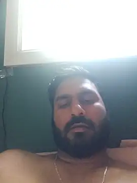 Snapshot of hard_dick011 chatting on May 24, 5:18 pm hard dick011 online show from May 24, 5:18 pm