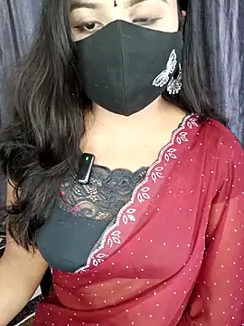 Snapshot of Tanvi-patil chatting on April 11, 8:29 am Tanvi-patil online show from April 11, 8:29 am
