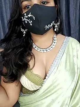 Snapshot of Tanvi-patil chatting on April 15, 4:47 pm Tanvi-patil online show from April 15, 4:47 pm