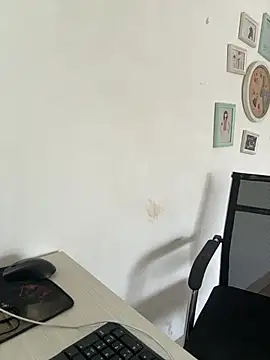 Snapshot of palzkybi123 chatting on July 22, 1:19 am palzkybi123 online show from July 22, 1:19 am