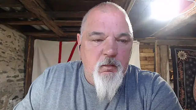 Snapshot of Newfiesausage1972 chatting on July 20, 10:50 am Newfiesausage1972 online show from July 20, 10:50 am