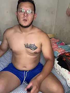 LATIN010 online show from September 9, 5:45 pm