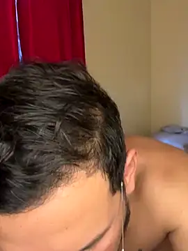 LATIN010 online show from October 19, 9:04 pm