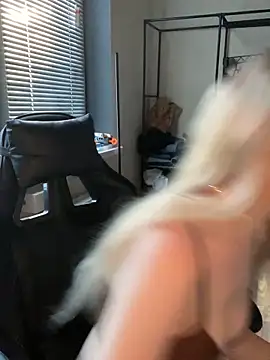 meanexx online show from March 5, 5:03 am