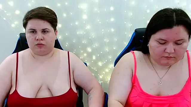 BeckyAndHellen online show from July 10, 12:30 pm