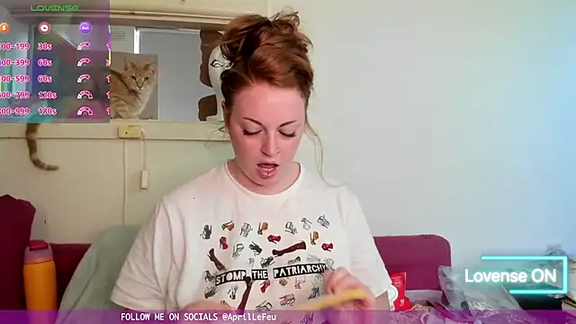 Snapshot of aaprill chatting on December 20, 8:10 am aaprill online show from December 20, 8:10 am